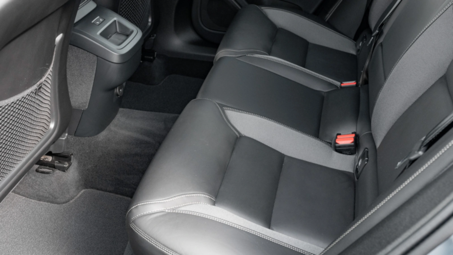 VOLVO XC60 XC60 B4 D AWD Plus Dark aut