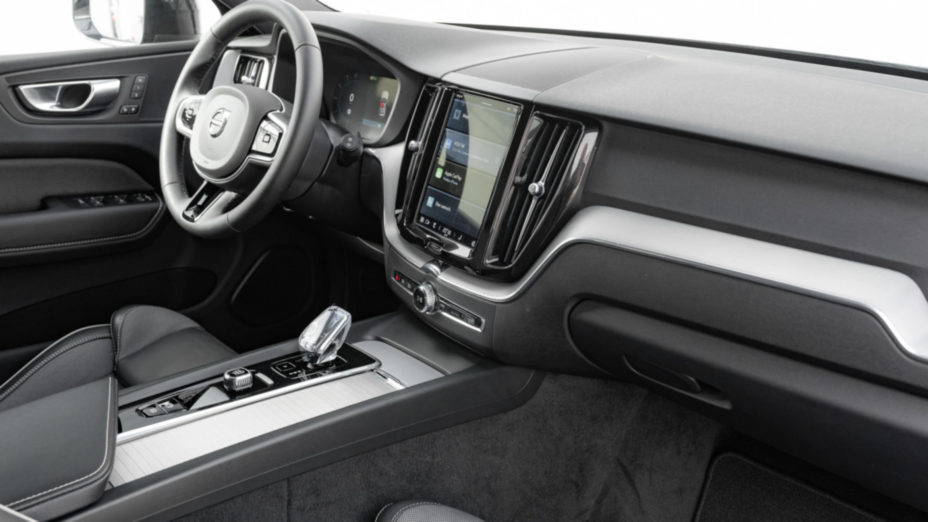 VOLVO XC60 XC60 B4 D AWD Plus Dark aut