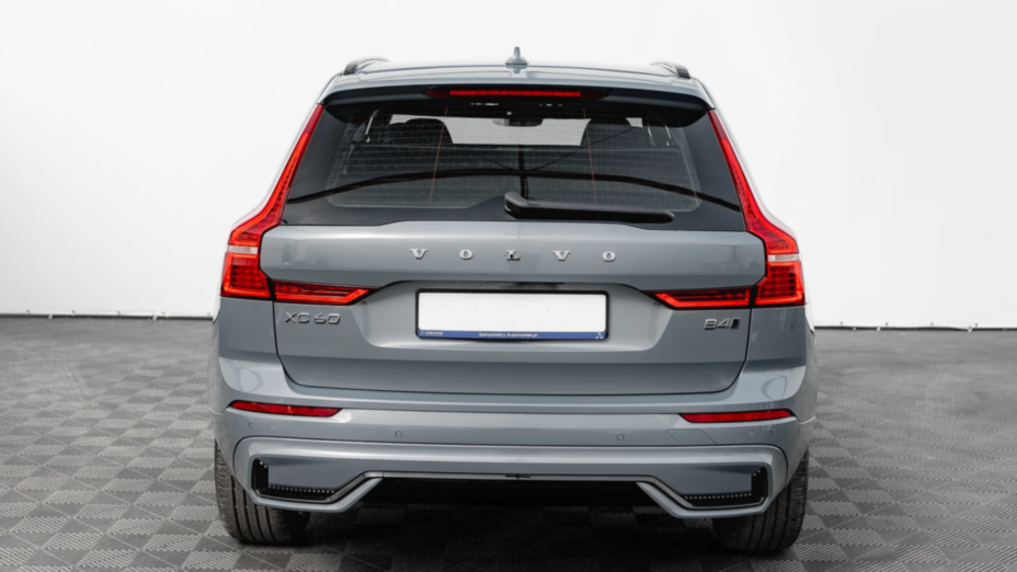 VOLVO XC60 XC60 B4 D AWD Plus Dark aut