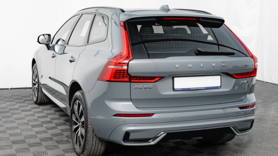 VOLVO XC60 XC60 B4 D AWD Plus Dark aut