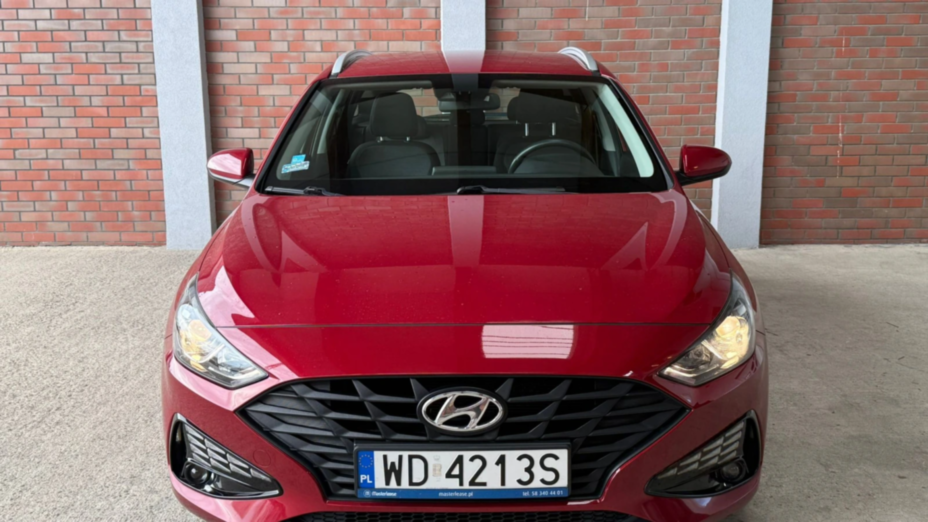 HYUNDAI i30 i30 1.5 DPI Classic +