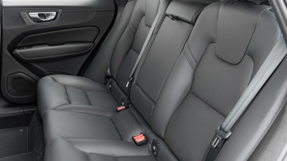 VOLVO XC60 XC60 B4 D AWD Plus Bright aut