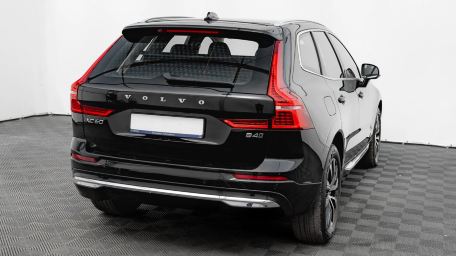 VOLVO XC60 XC60 B4 D AWD Plus Bright aut