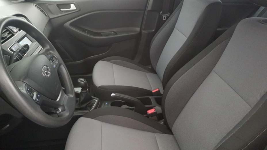 HYUNDAI i20 i20 1.2 Classic Plus