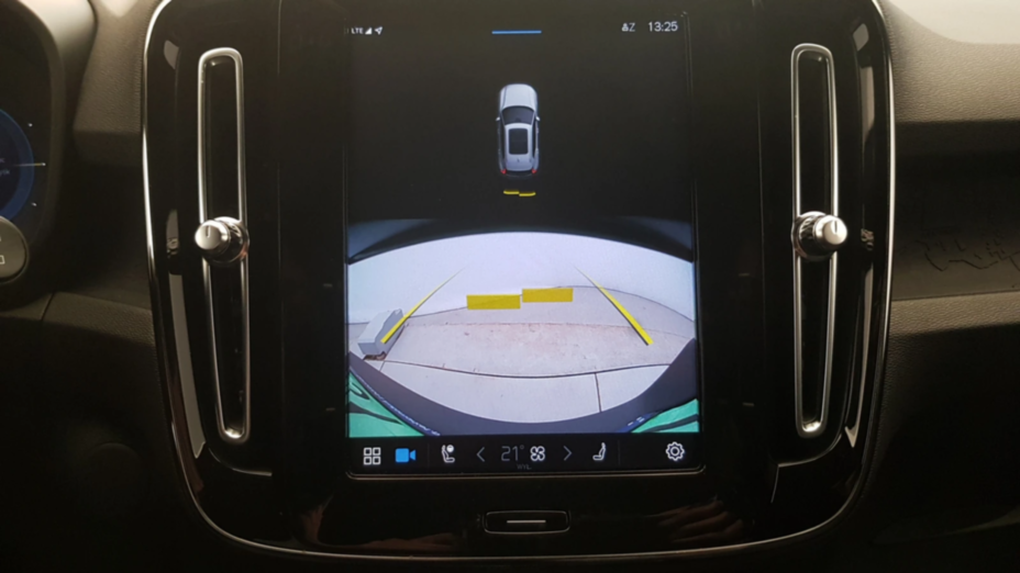 VOLVO XC40 XC40 73kWh P6 Recharge Core aut