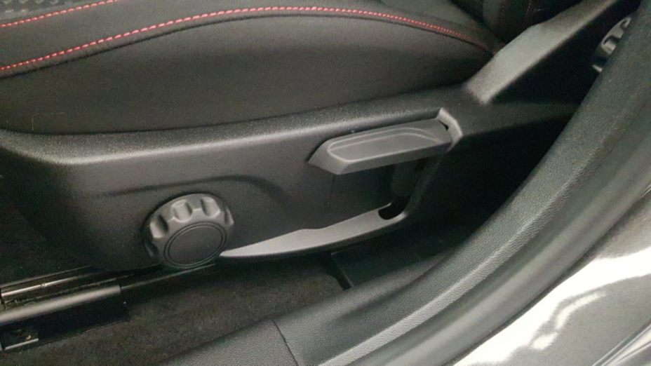 FORD Focus Focus 1.0 EcoBoost mHEV ST-Line X aut