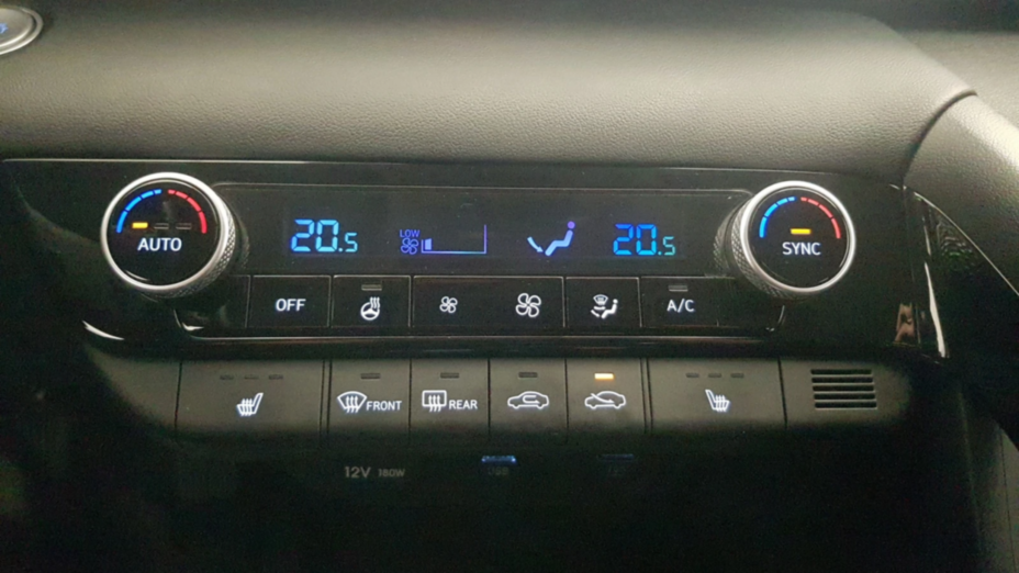 HYUNDAI Elantra Elantra 1.6 Smart CVT