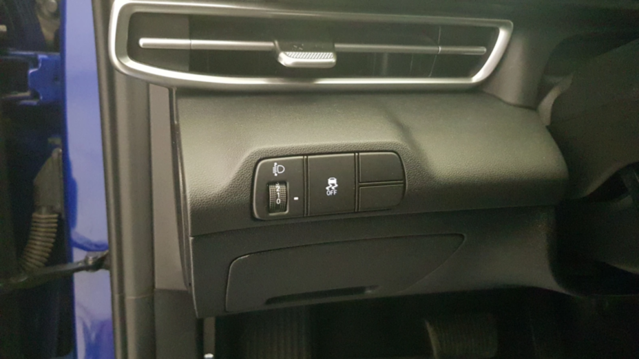 HYUNDAI Elantra Elantra 1.6 Smart CVT