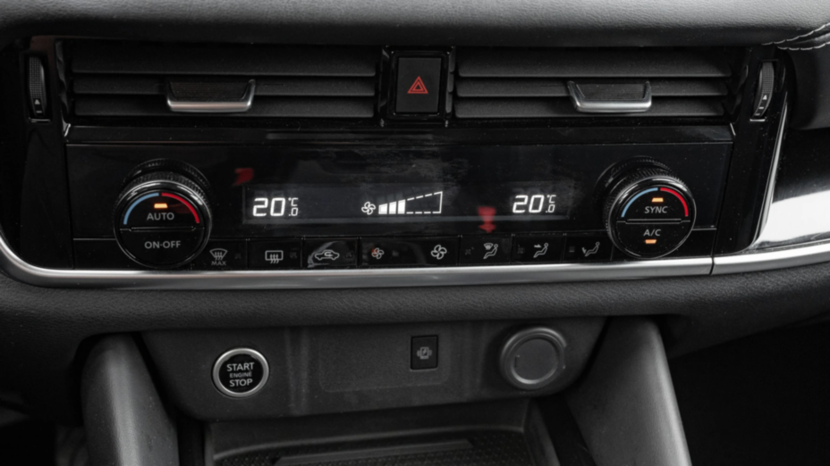 NISSAN Qashqai Qashqai 1.3 DIG-T mHEV N-Connecta Xtronic