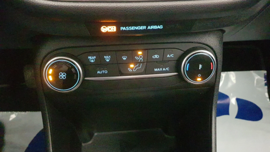 FORD Fiesta Fiesta 1.0 EcoBoost Titanium ASS
