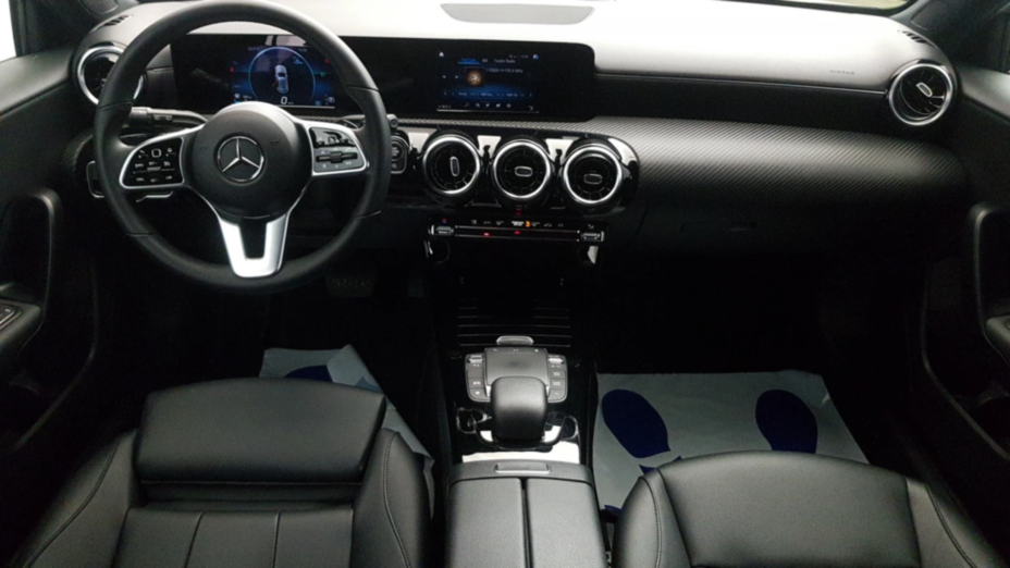 MERCEDES-BENZ A Klasa A 180 Style 7G-DCT