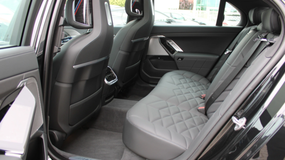 BMW Seria 7 740d xDrive mHEV M Sport sport-aut