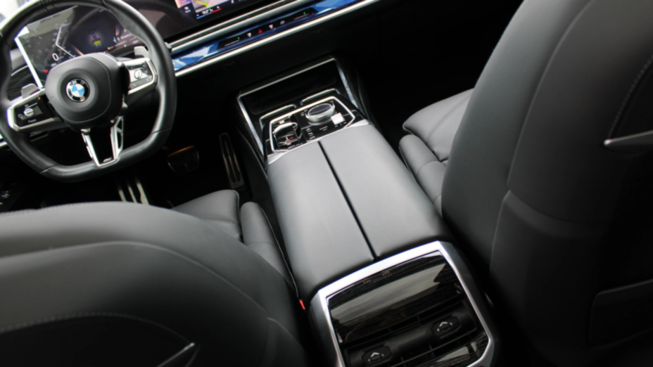 BMW Seria 7 740d xDrive mHEV M Sport sport-aut