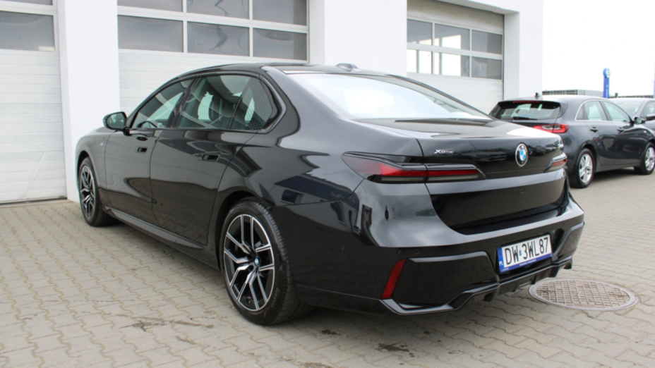 BMW Seria 7 740d xDrive mHEV M Sport sport-aut