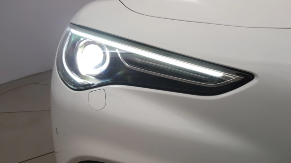 ALFA ROMEO Stelvio Stelvio 2.0 Turbo Veloce Q4 aut