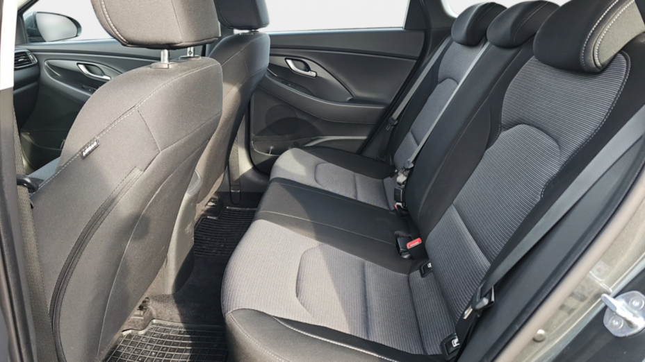 HYUNDAI i30 i30 1.0 T-GDI Modern