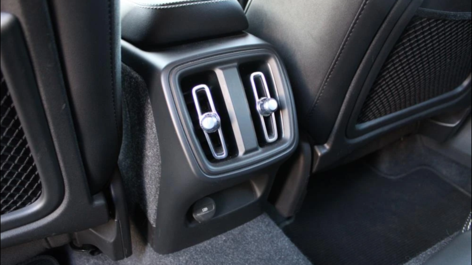 VOLVO XC40 XC40 B4 B R-Design aut