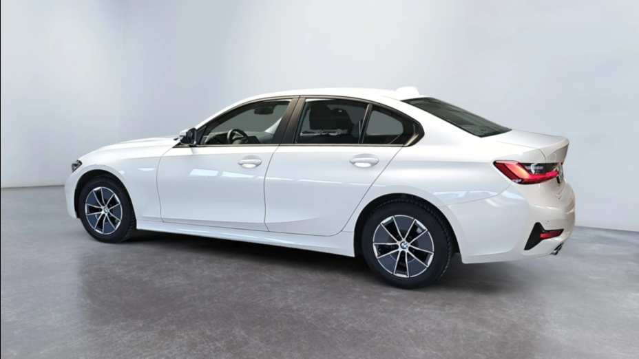 BMW Seria 3 318d Advantage