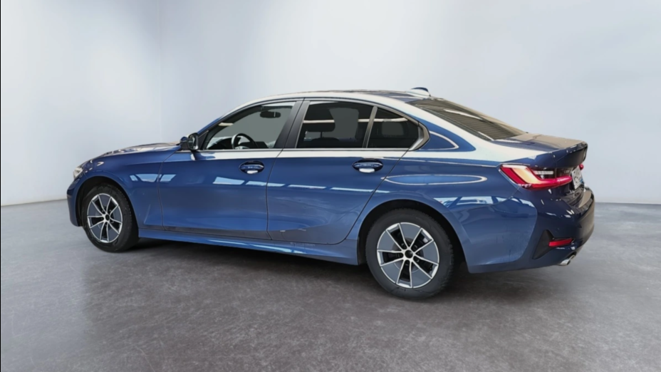 BMW Seria 3 318d Advantage
