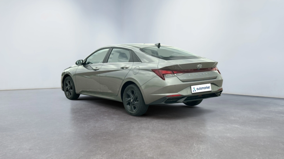 HYUNDAI Elantra Elantra 1.6 Smart CVT