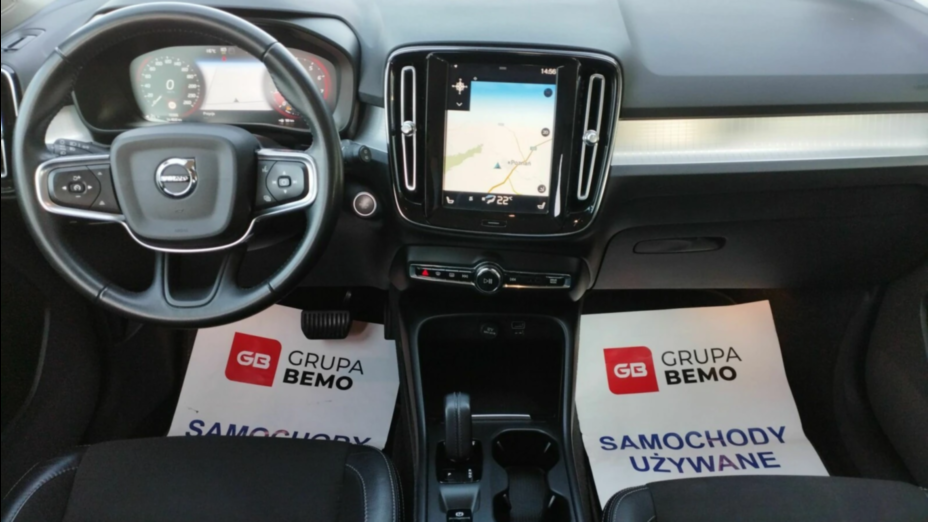VOLVO XC40 XC40 T3 Momentum Pro aut