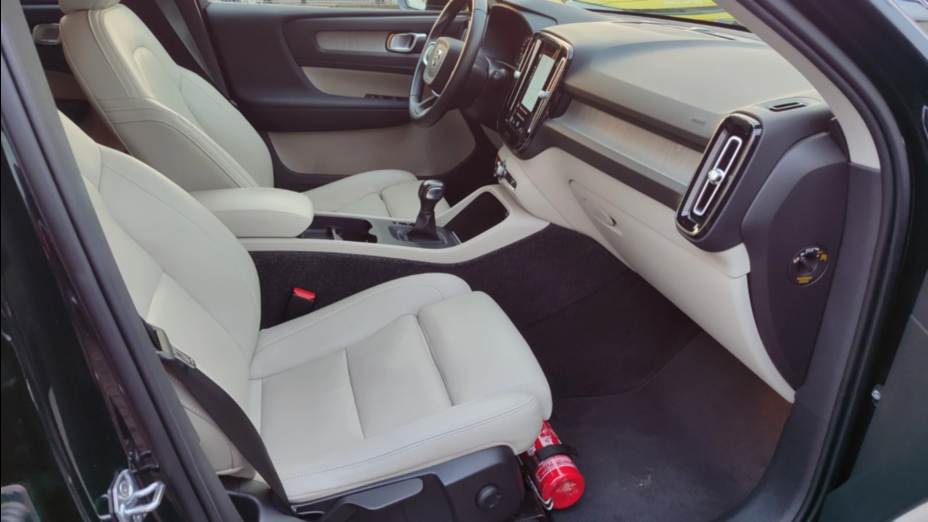 VOLVO XC40 XC40 T4 Plug-In Hybrid Inscription Expression Pro aut