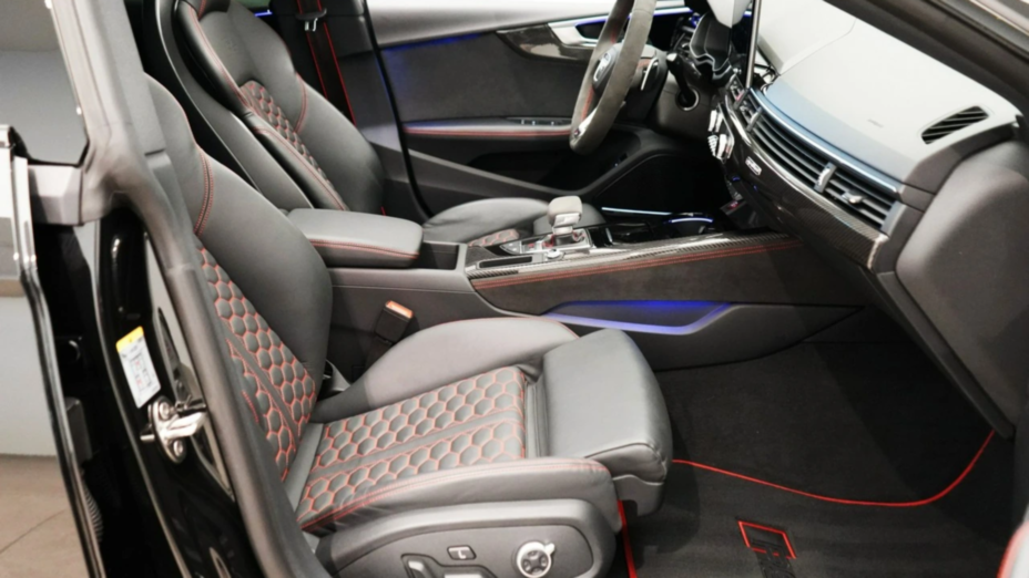 AUDI A5 RS5 Quattro Tiptronic