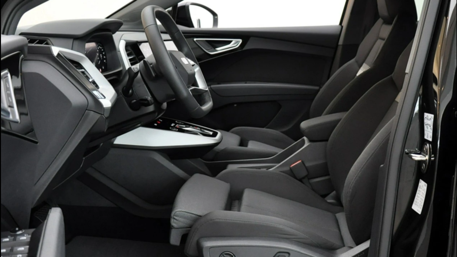 AUDI Q4 Q4 e-tron 40 77kWh Advanced