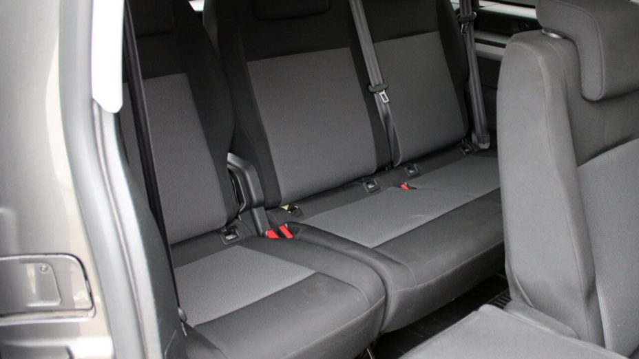 PEUGEOT Traveller Traveller 2.0 BlueHDi Long Active