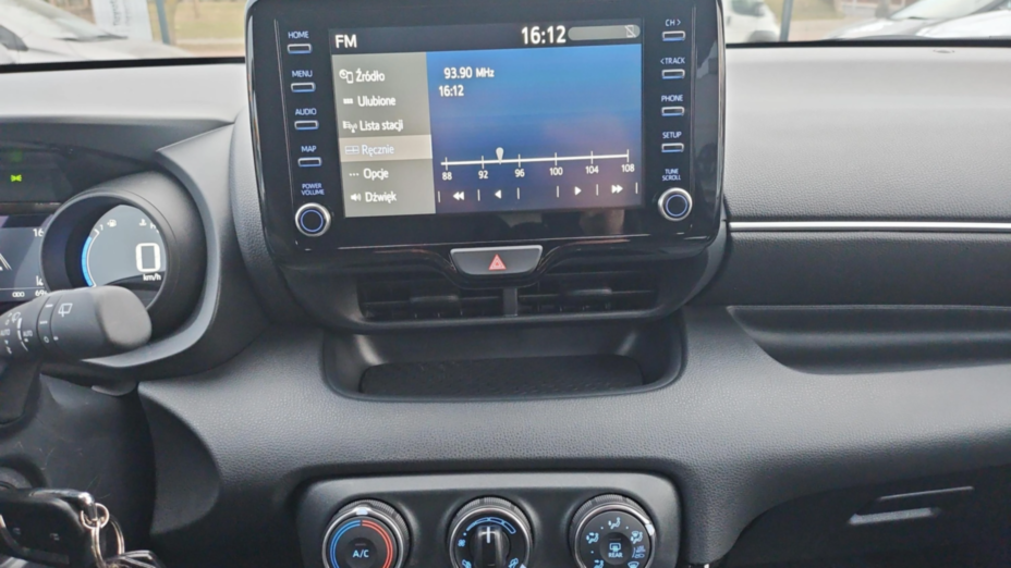TOYOTA Yaris Yaris 1.5 Comfort