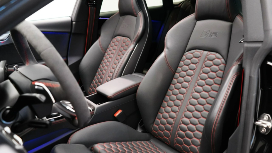 AUDI A5 RS5 Quattro Tiptronic