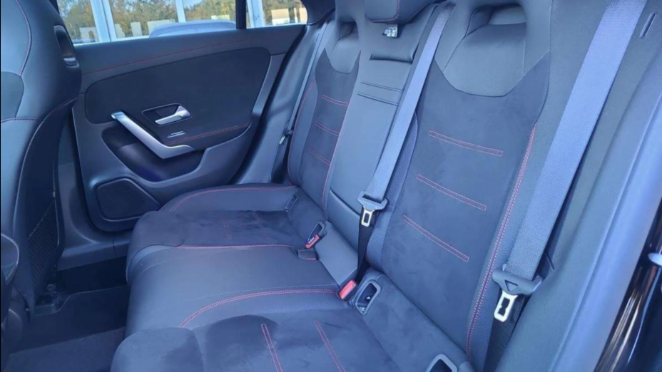 MERCEDES-BENZ CLA CLA 200 AMG Line 7G-DCT