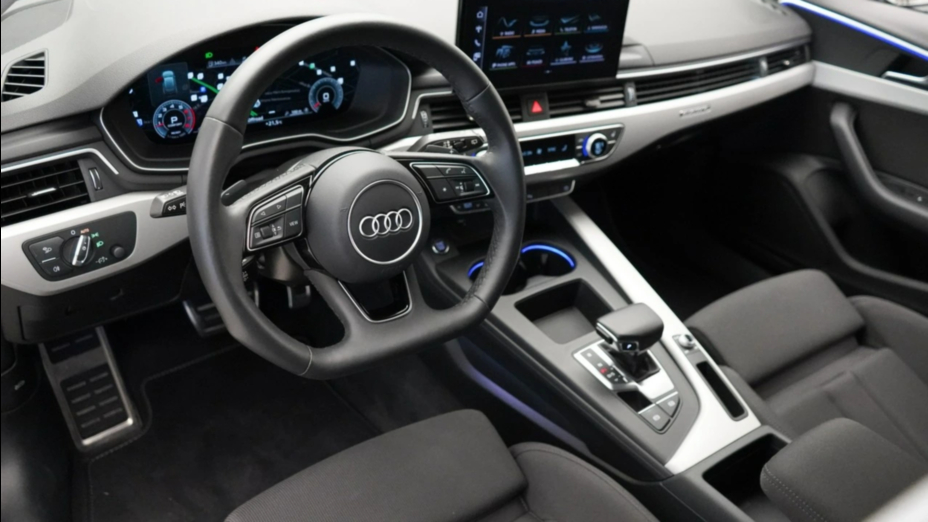 AUDI A4 A4 40 TFSI mHEV S tronic