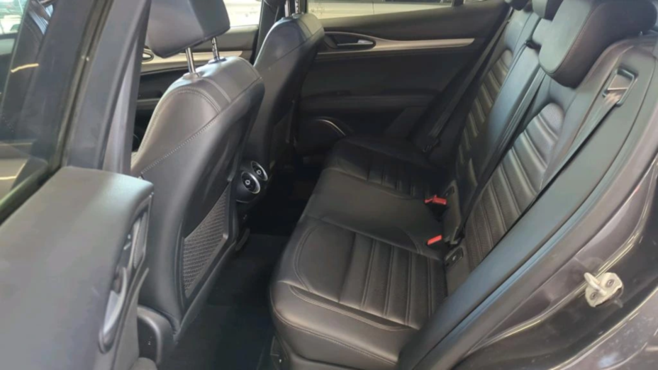 ALFA ROMEO Stelvio Stelvio 2.0 Turbo Veloce Q4 aut