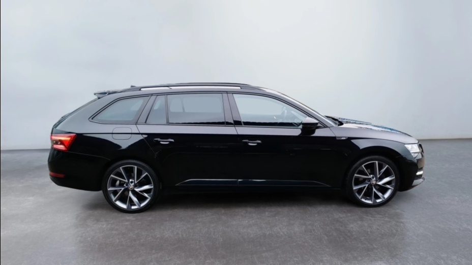 SKODA Superb Superb 2.0 TDI SCR Sportline DSG