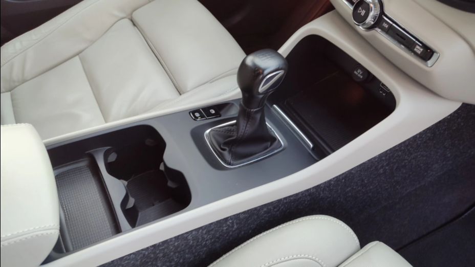 VOLVO XC40 XC40 T4 Plug-In Hybrid Inscription Expression Pro aut