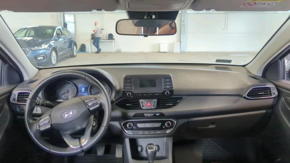 HYUNDAI i30 i30 1.5 DPI Modern