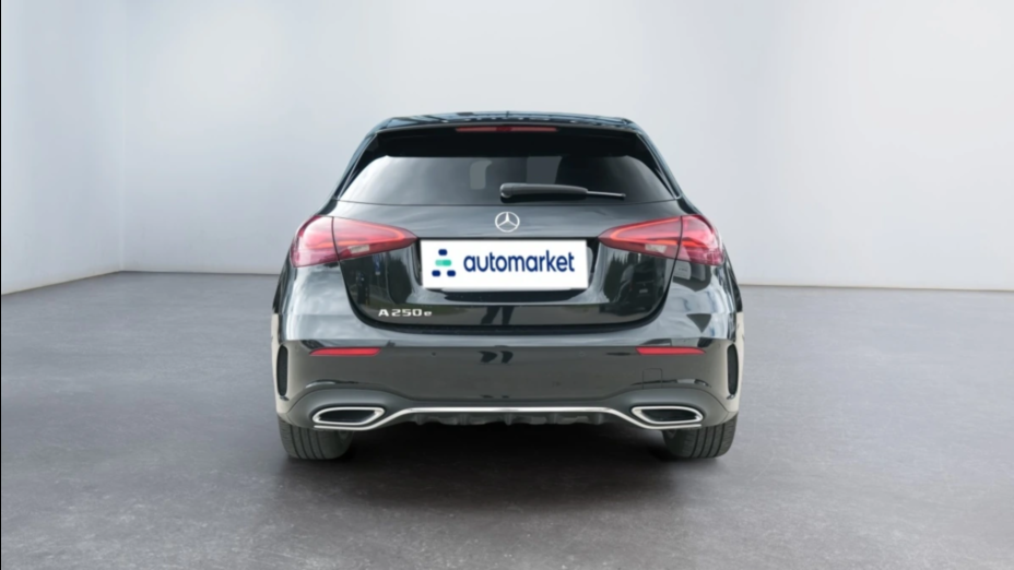 MERCEDES-BENZ A Klasa A 250 e 8G-DCT