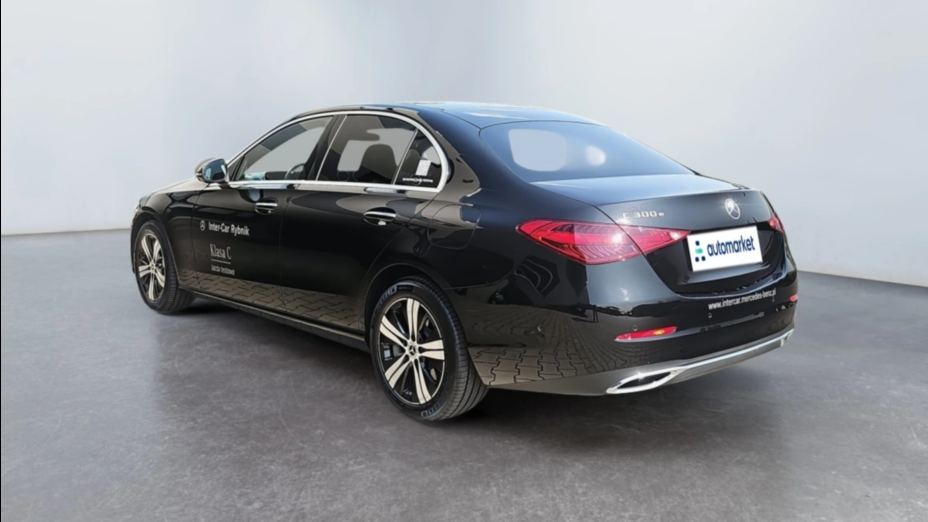 MERCEDES-BENZ C Klasa C 300 e PHEV Avantgarde