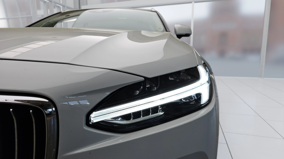 VOLVO V90 V90 B5 D AWD Momentum Pro aut