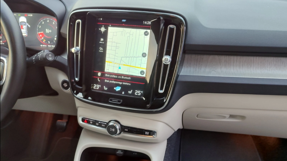 VOLVO XC40 XC40 T4 Plug-In Hybrid Inscription Expression Pro aut