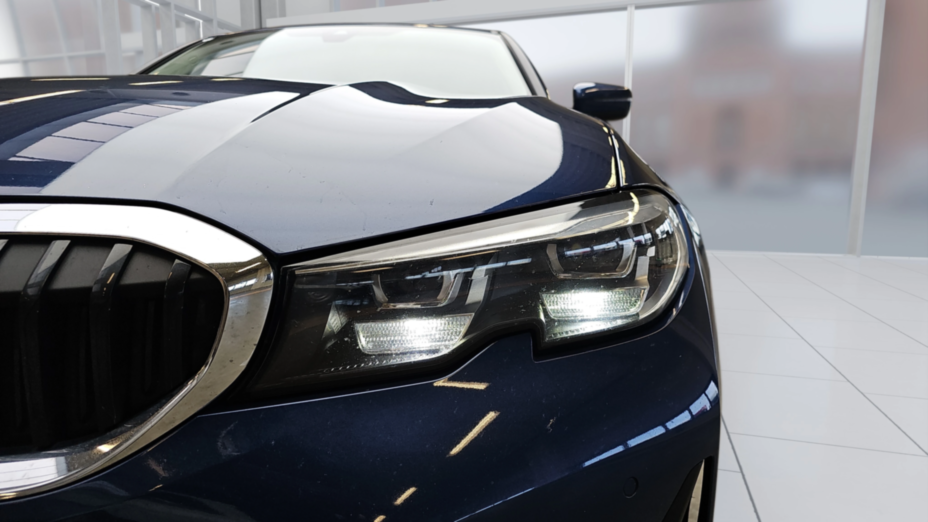 BMW Seria 3 318d Advantage