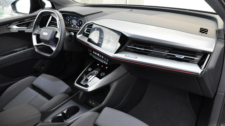 AUDI Q4 Q4 e-tron 35 52kWh Advanced