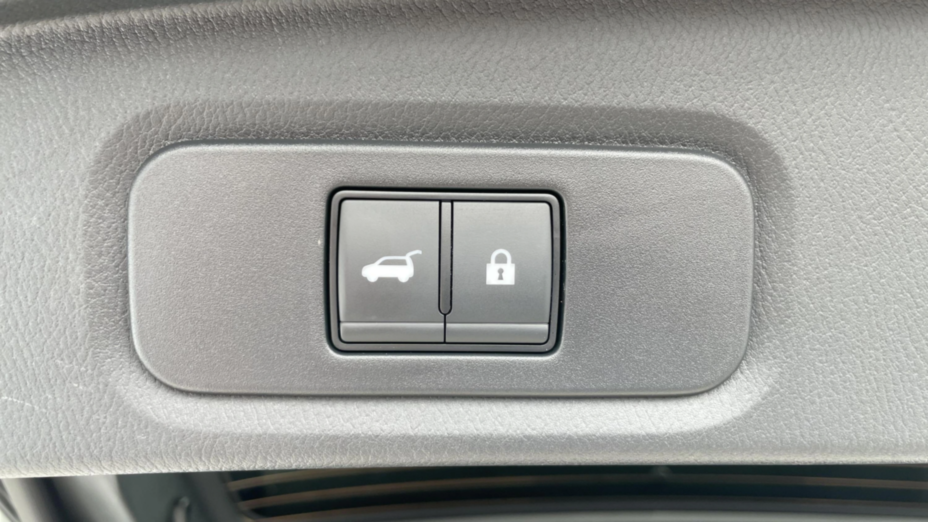 NISSAN Qashqai Qashqai 1.3 DIG-T mHEV N-Connecta