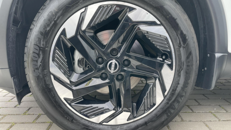 NISSAN Qashqai Qashqai 1.3 DIG-T mHEV N-Connecta