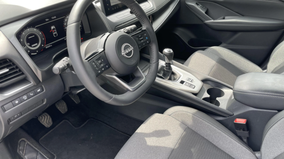NISSAN Qashqai Qashqai 1.3 DIG-T mHEV N-Connecta