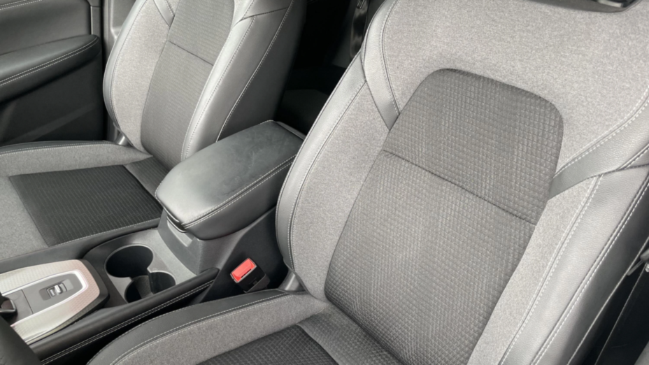 NISSAN Qashqai Qashqai 1.3 DIG-T mHEV N-Connecta Xtronic