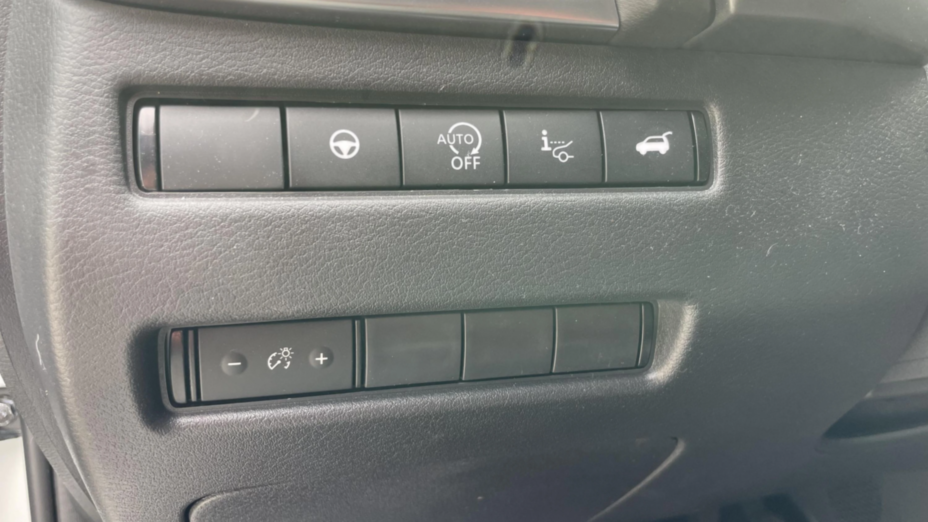 NISSAN Qashqai Qashqai 1.3 DIG-T mHEV N-Connecta