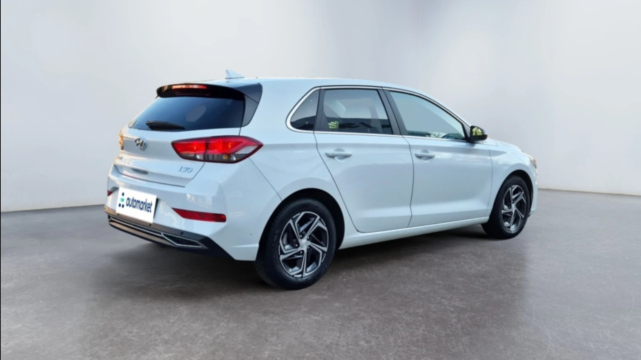HYUNDAI i30 i30 1.0 T-GDI Smart