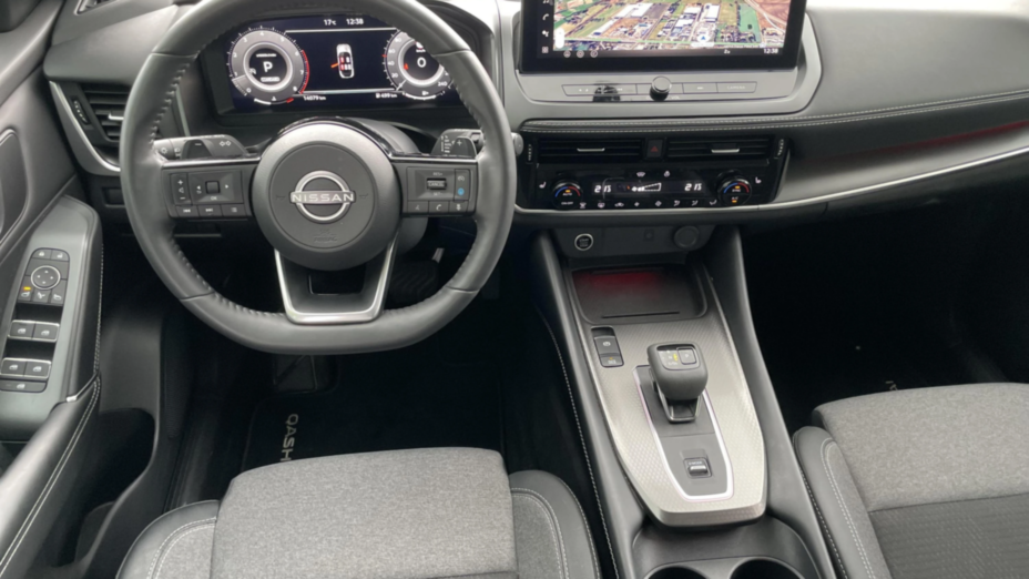 NISSAN Qashqai Qashqai 1.3 DIG-T mHEV N-Connecta Xtronic